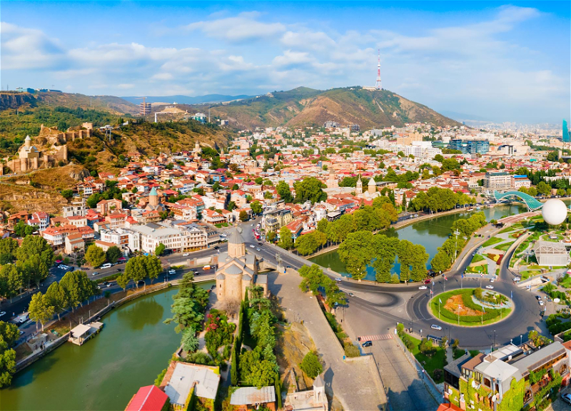 Азербайджанским туристам на заметку: Грузия меняет правила въезда с 2026 года