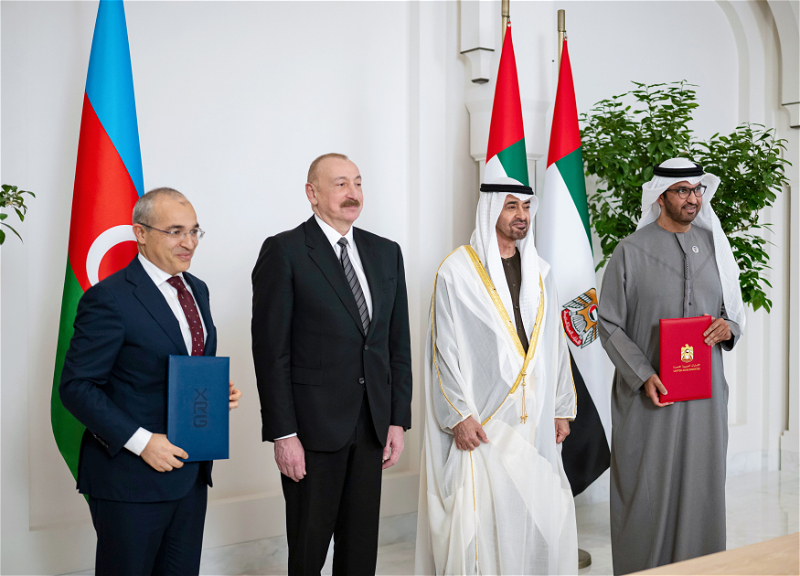 Азербайджан и ОАЭ подписали документы о сотрудничестве в сферах обороны и энергетики