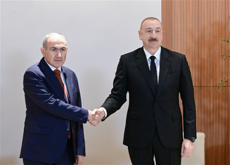В Абу-Даби проходит встреча Президента Ильхама Алиева с Николом Пашиняном - ФОТО - ВИДЕО