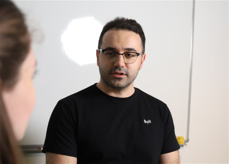 Вопросы о работе такси: интервью с Илькином Зейналлы - ВИДЕО