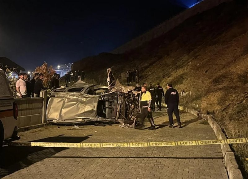 В турецком Эрзуруме два человека погибли в ДТП