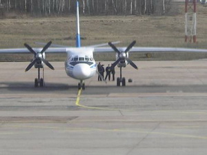 По предварительным данным, в авиакатастрофе Ан-24 выжили 8 человек