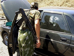 Двое израильтян ранены при обстреле машины на Западном берегу Иордана