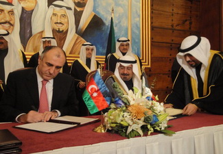 Азербайджан и Кувейт подписали соглашение об облегчении визового режима