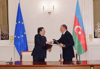 Азербайджан и ЕС подписали декларацию по Южному энергетическому коридору - ФОТО