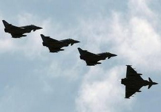 Авиация НАТО атаковала бункеры с боеприпасами в окрестностях Триполи