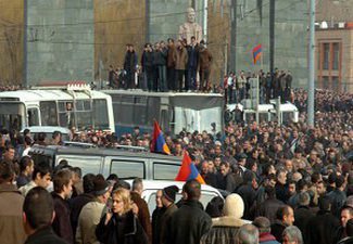Правительство Армении сделало безработными 6500 граждан