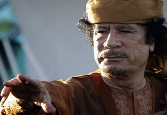 Каддафи призвал ливийцев к мирным акциям протеста против новых властей