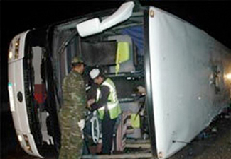 Перевернулся один из автобусов с паломниками из Азербайджана - СМИ