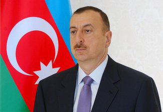 Ильхам Алиев поздравил президента Латвии