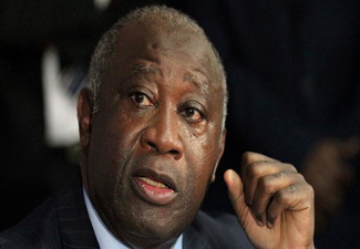 Экс-президент Кот-д\'Ивуара вылетел в Гаагу на суд