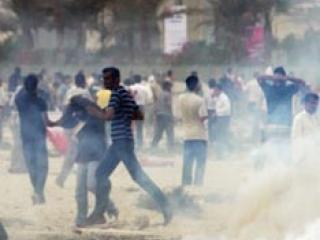 В столице Бахрейна слезоточивым газом разогнали сидячую акцию протеста