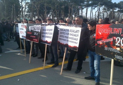 В Баку проходит шествие, приуроченное к 20-й годовщине Ходжалинского геноцида - ФОТО