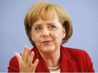 Меркель попытается убедить Путина усилить давление на Сирию