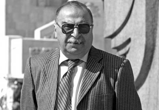 Галерея Бахрама Багирзаде. Журналист Акшин Кязимзаде: «Я влюблен в Баку, не боюсь признаться, по уши. Безвозвратно и до конца дней своих»