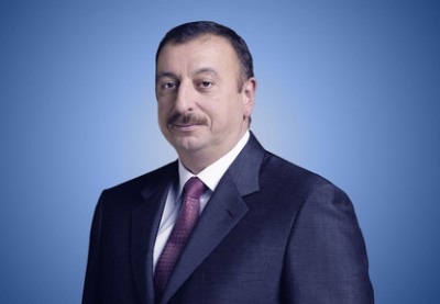 Ильхам Алиев поздравил президента Чешской Республики