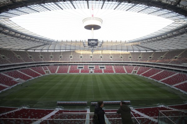 Муха уволила директора стадиона в Варшаве