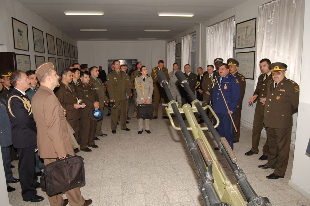 Военные атташе посетили Образовательный центр ВС Азербайджана - ФОТО