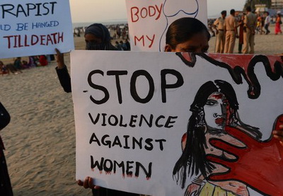 Отец изнасилованной индийской студентки назвал ее настоящее имя