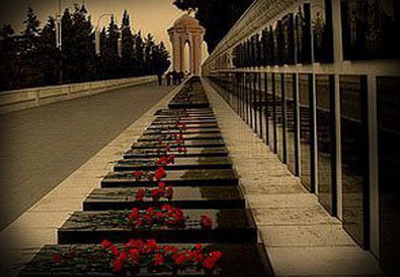 В Азербайджане минутой молчания почтили память жертв трагедии 20 января