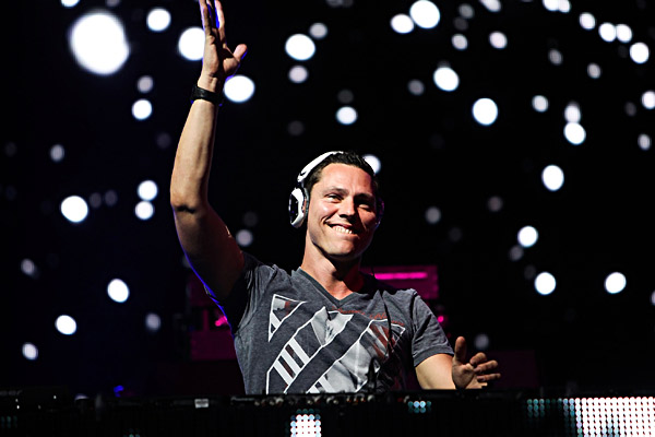 DJ Tiesto отменил бакинское выступление – ФОТО