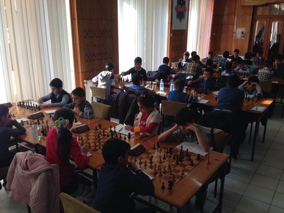 Определились чемпионы Азербайджана по шахматам среди юношей
