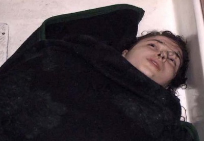 На бакинском бульваре спасли девушку, которая хотела утопиться из-за несчастной любви - ФОТО