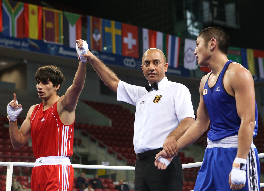 Как азербайджанский боксер победил японца и вышел в 1/16 финала чемпионата мира – ФОТО