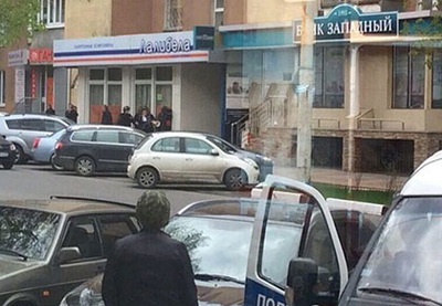 Вооруженный преступник захватил заложников в белгородском банке
