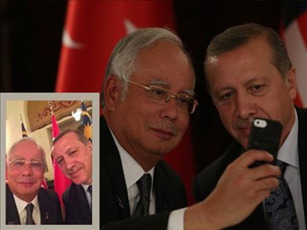 Малазийский премьер сделал селфи с Эрдоганом - ФОТО