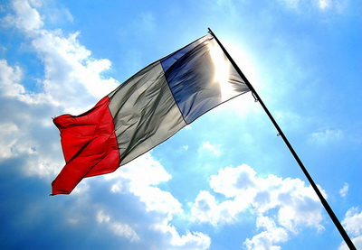 Консульская служба посольства Франции объявляет о внеурочном нерабочем дне