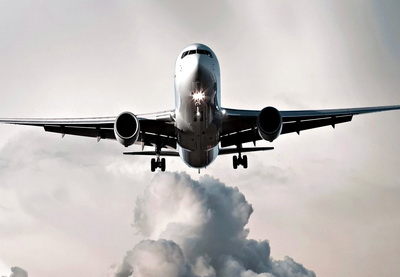 Самолет, совершавший рейс Баку-Екатеринбург, прибыл в пункт назначения - ОБНОВЛЕНО