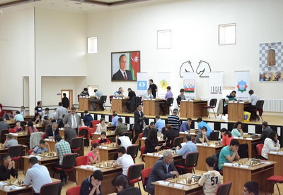 Эльтадж Сафарли и Рауф Мамедов сыграли вничью в четвертом этапе шахматного турнира «Нахчыван Open»