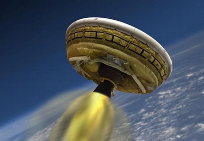НАСА запустит в атмосферу «летающую тарелку»