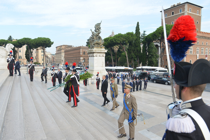 Президент Азербайджана посетил в Риме мемориальный комплекс Altare dellа Patria - ФОТО
