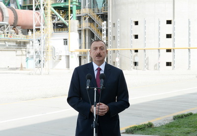 Ильхам Алиев: «В настоящее время в Азербайджане проводится большая работа, направленная на производство строительных материалов»