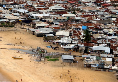 Либерия уходит на карантин из-за вируса лихорадки Эбола