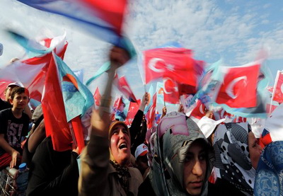 В Турции проходят первые прямые президентские выборы