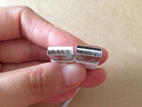 Apple разработает новый дизайн USB-кабеля
