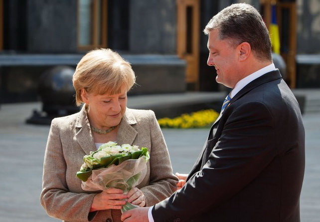 Канцлер Германии прибыла с визитом в Украину