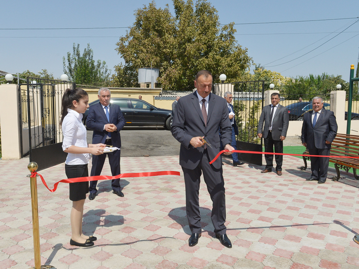 Ильхам Алиев принял участие в открытии Дома малютки-детского сада в Горадизе - ФОТО