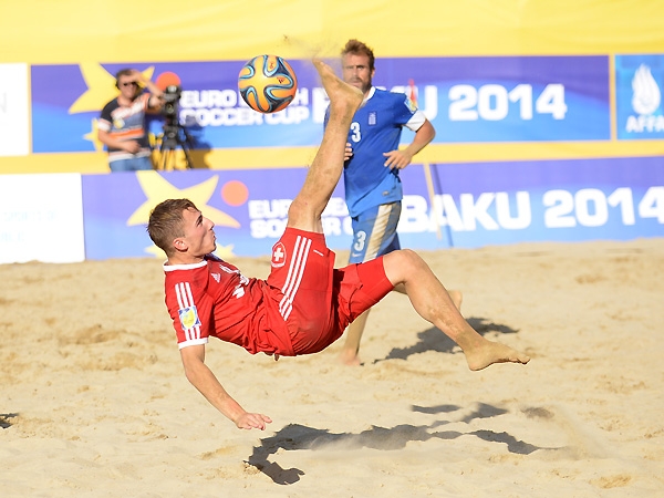 Первые матчи Кубка Европы по пляжному футболу в Баку – ФОТО
