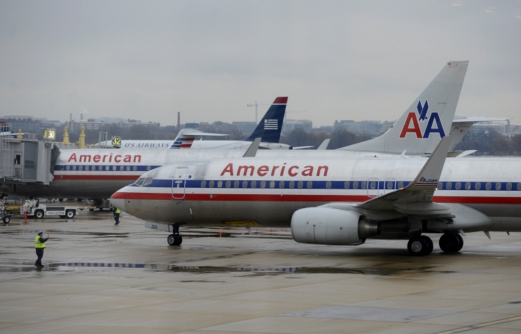 В США самолет со 212 пассажирами на борту совершил вынужденную посадку из-за дебошира
