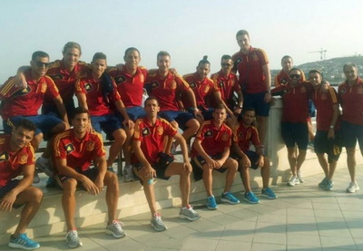 Обладатели Кубка Европы по пляжному футболу прогулялись по городу Баку – ФОТО