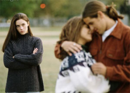 Домашний психолог: Ревность – болезненная эмоция