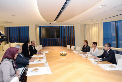 Мехрибан Алиева встретилась с вице-президентом Ирана по вопросам семьи и женщин - ФОТО