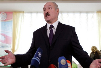 Белоруссия готова принять украинцев, если они будут «нормально трудиться»
