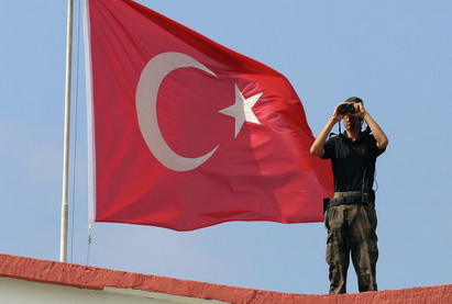 Турция стала первой страной, вступившей в контакт с властями Ливии