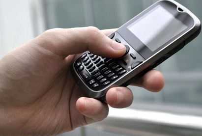 В Азербайджане регистрация мобильных устройств стала платной