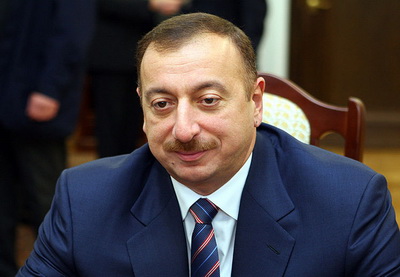 Президент Азербайджана поздравил президента Латвии